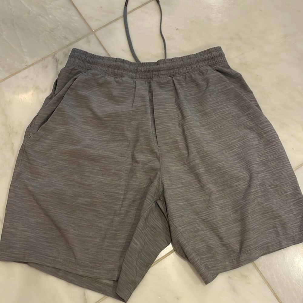 Small Lululemon heather gray The Linerless Short with a 9 inch inseam